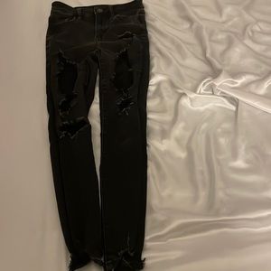Black ripped American Eagle jeans